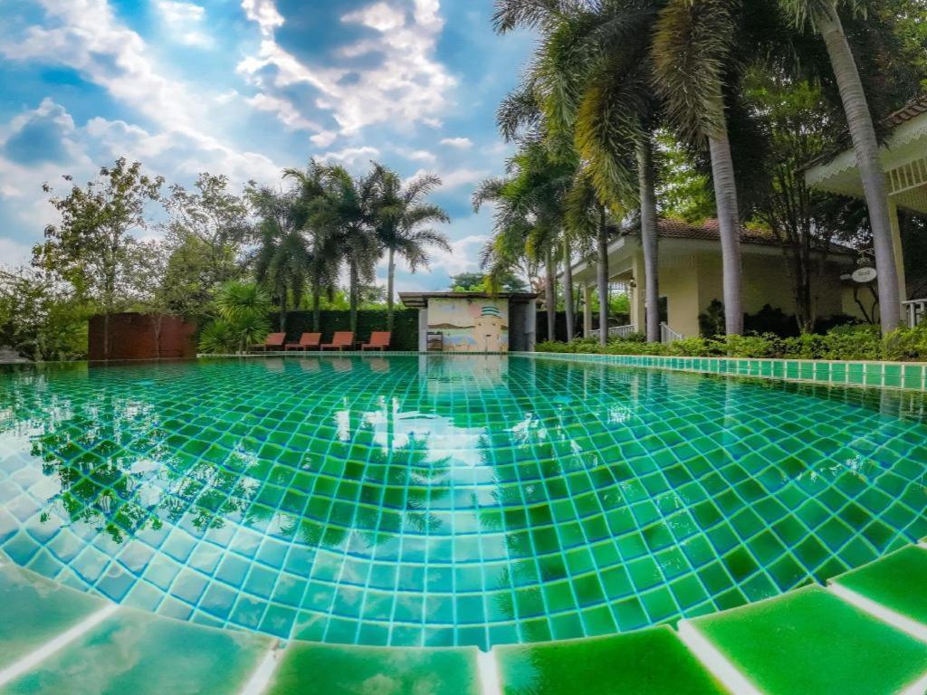 Ruen Maihom Riverside Cottage Kanchanaburi Exterior photo