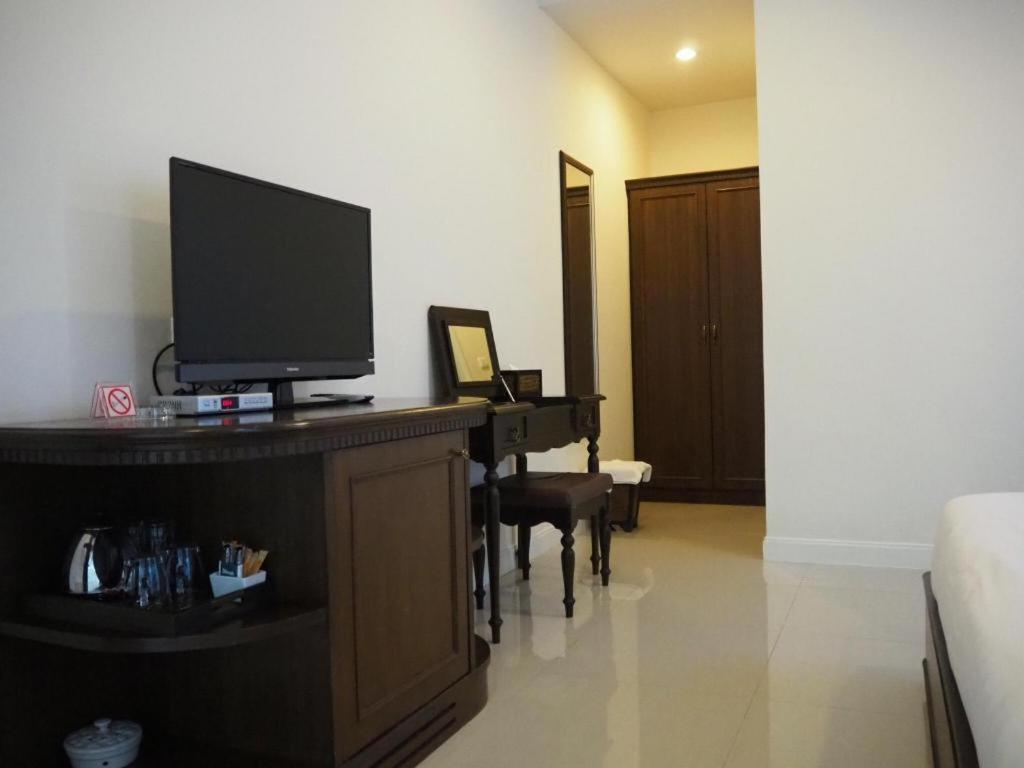 Ruen Maihom Riverside Cottage Kanchanaburi Exterior photo